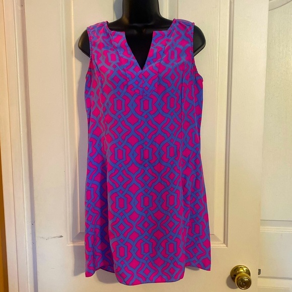 “ALICE & TRIXIE” Silk Geometric Print Shift Dress - Picture 1 of 10